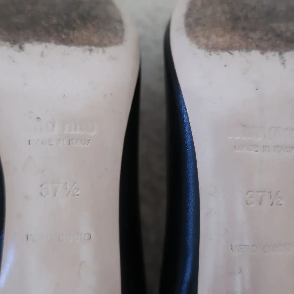 MIU MIU BLACK CALF LEATHER ROUND TOE PUMPS *Classic* WITH BOX - Picture 6 of 10